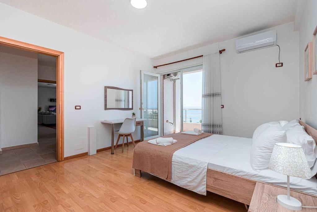 Grand View Apartment Дуррес Экстерьер фото