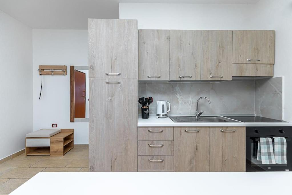 Grand View Apartment Дуррес Экстерьер фото