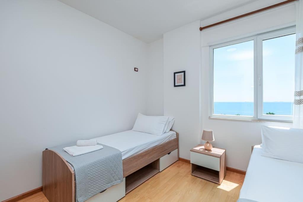 Grand View Apartment Дуррес Экстерьер фото