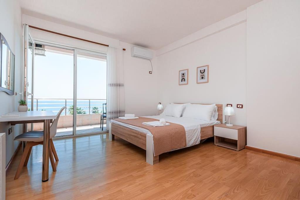 Grand View Apartment Дуррес Экстерьер фото